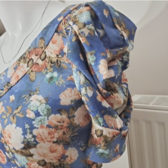 🦋 2 for $20 - Vintage Puff Sleeve Side Sleeve Floral Dress- S - Picture 5 of 12